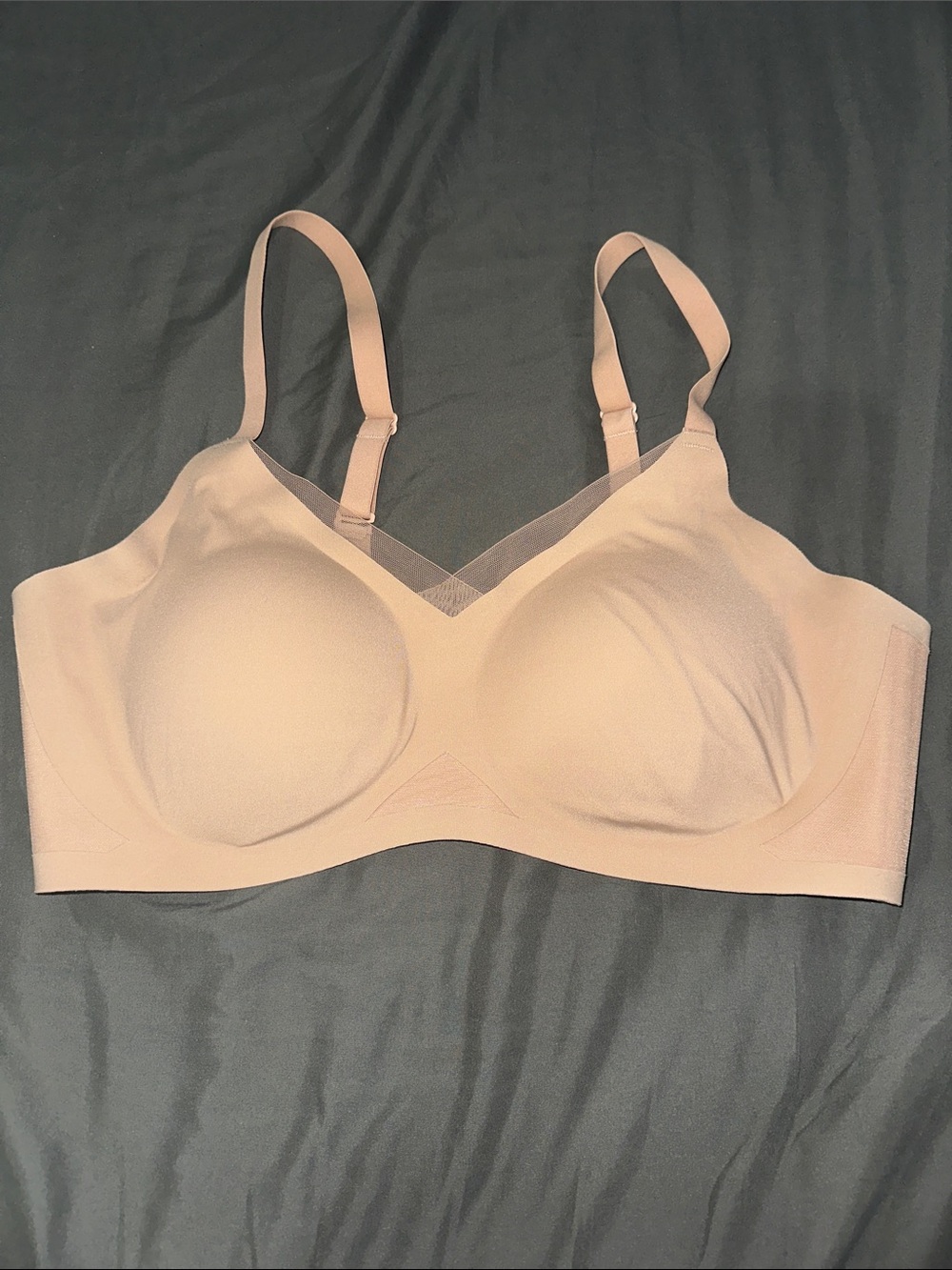 Wireless Seamless Nude Bra with Adjustable Straps - larg